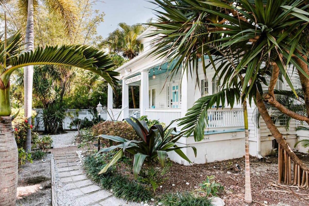 Deluxe King With Balcony - At James House With Parking! Key West Extérieur photo