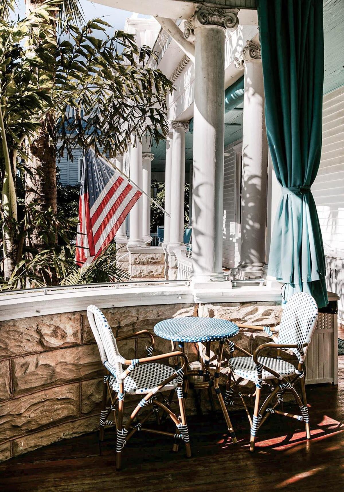 Deluxe King With Balcony - At James House With Parking! Key West Extérieur photo