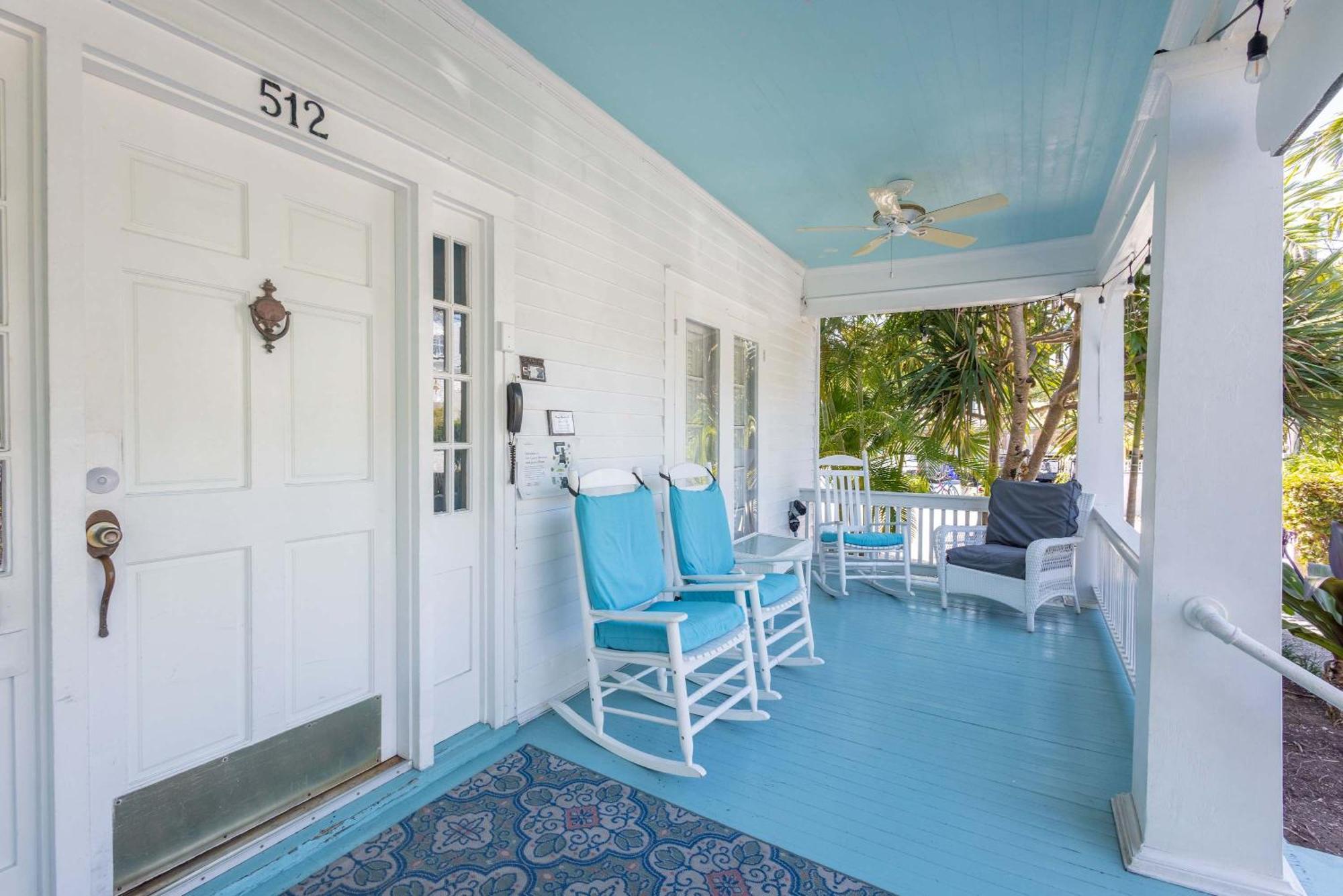 Deluxe King With Balcony - At James House With Parking! Key West Extérieur photo