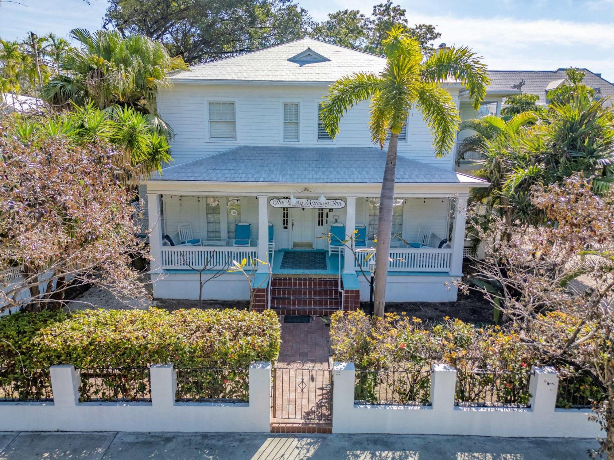 Deluxe King With Balcony - At James House With Parking! Key West Extérieur photo